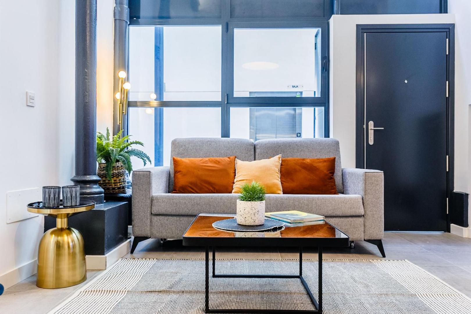 Amplisimo Y Coqueto Apartamento De Lujo Y Diseno En Pleno Centro 세비야 외부 사진